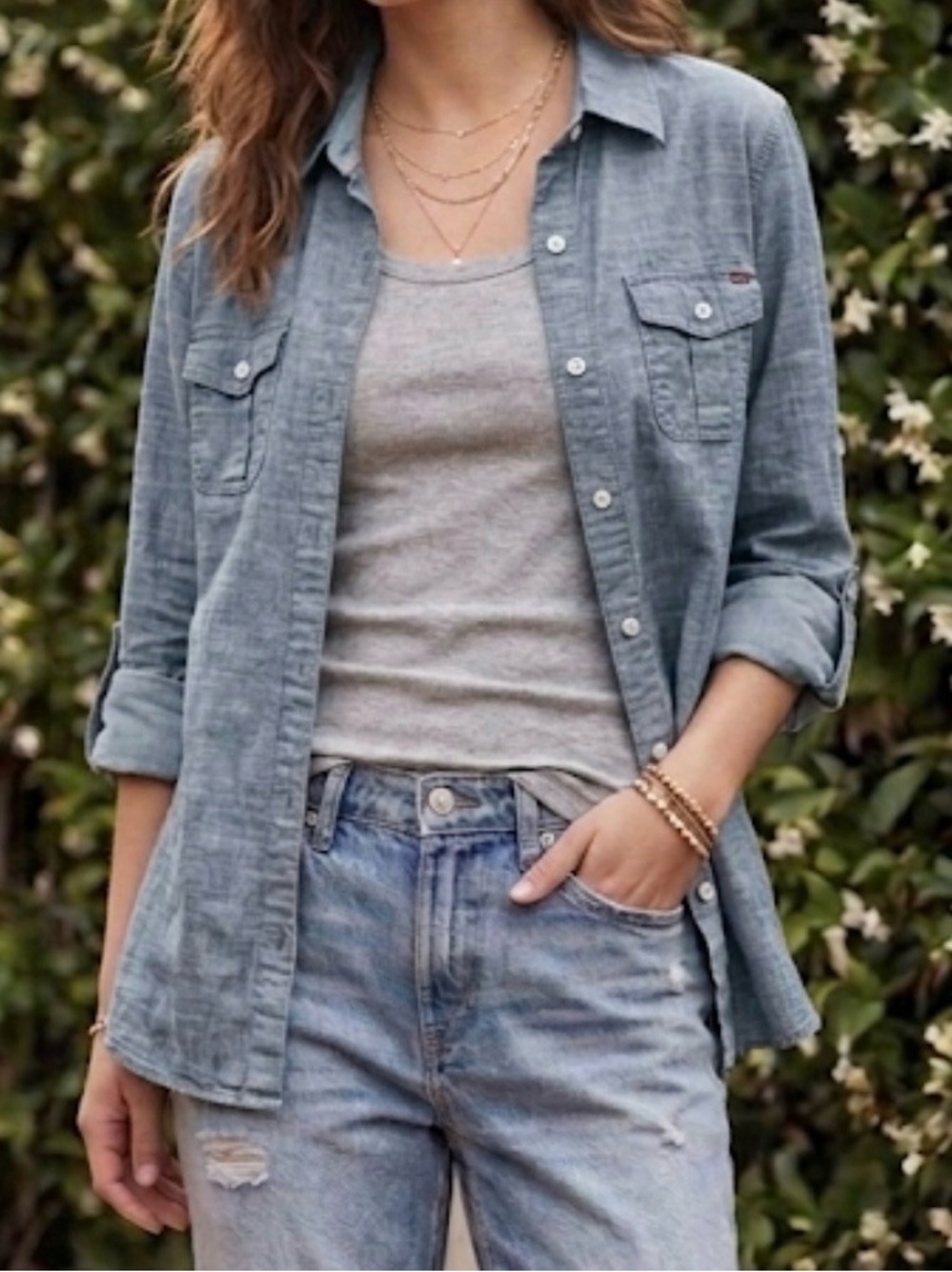 Tommy Hilfiger Chambray Button Down Shirt Coastal Preppy Light Blue Women’s M